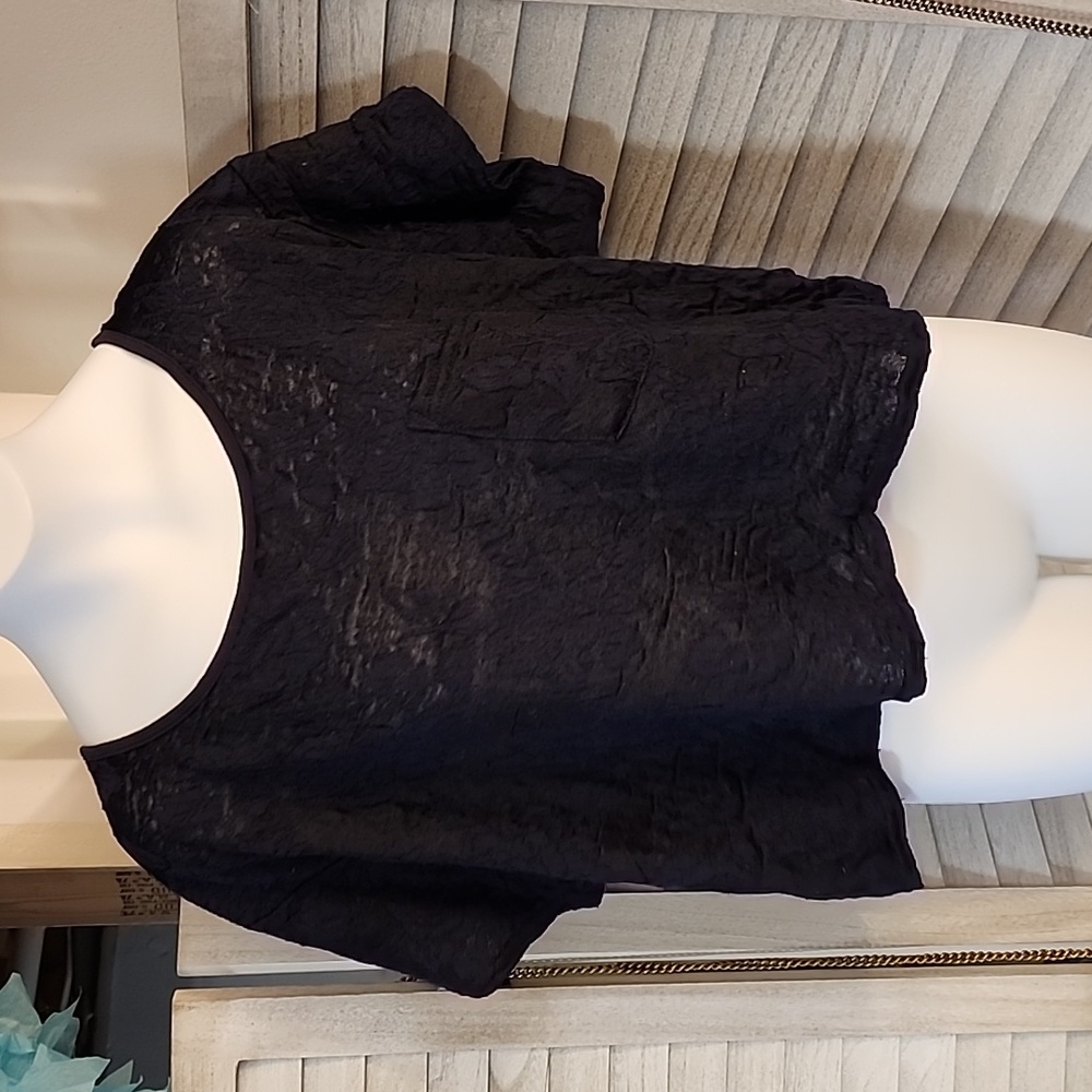 I Love H81 brand cropped TShirt - Picture 1 of 8